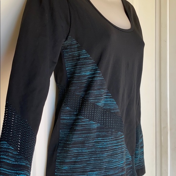 FABLETICS FAYE LONG SLEEVE TOP S - Picture 5 of 8